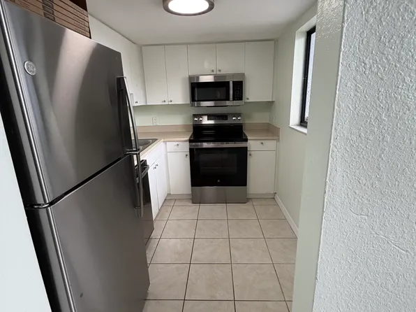 5310 26th St W, Bradenton, FL