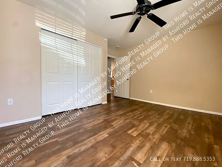 464 Ellers Grv — Photo 12