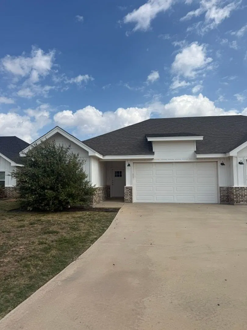 3901 KALA DR — Photo 2