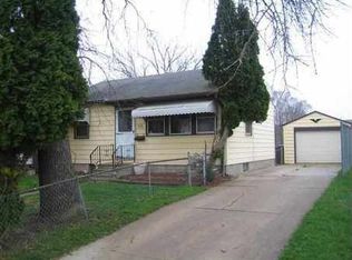 806 Beech St, Waterloo, IA 50703