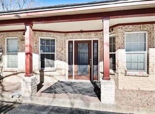 7234 Alcove St, Azle, TX 76020