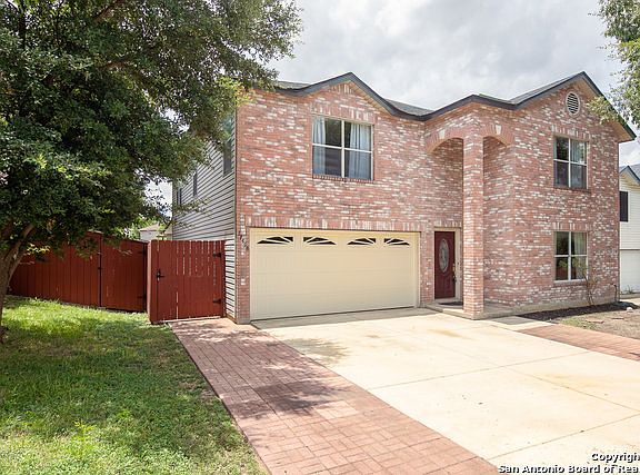 3rd image of 13558 Mason Crest Dr