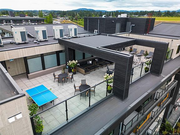 5th image of 2520 Hackett Cres #309