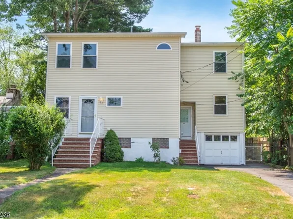 99 Chesapeake Ave, Lake Hiawatha, NJ 07034