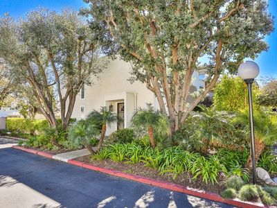 16732 Barefoot Cir, Huntington Beach, CA, 92649