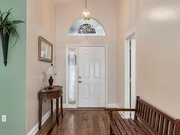 4th image of 4879 Erin Ln