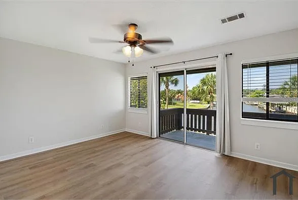 44 Club House Dr #105 — Photo 20