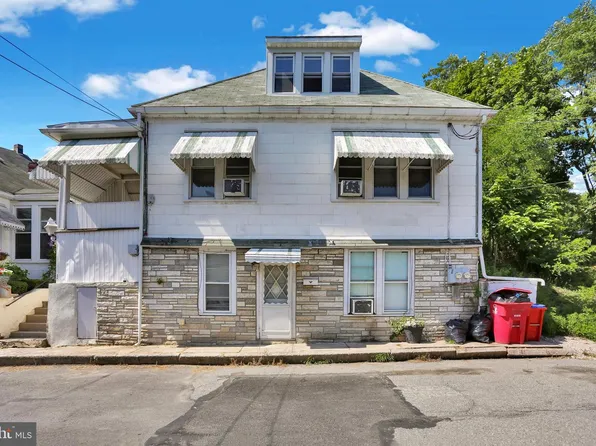 224 W Wallace St, Pottsville, PA 17901