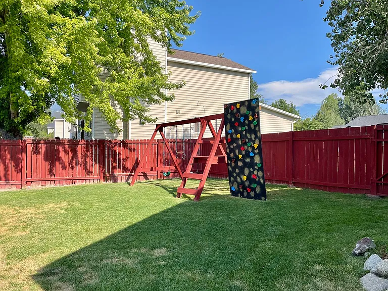 617 E Orangewood Ln — Photo 34