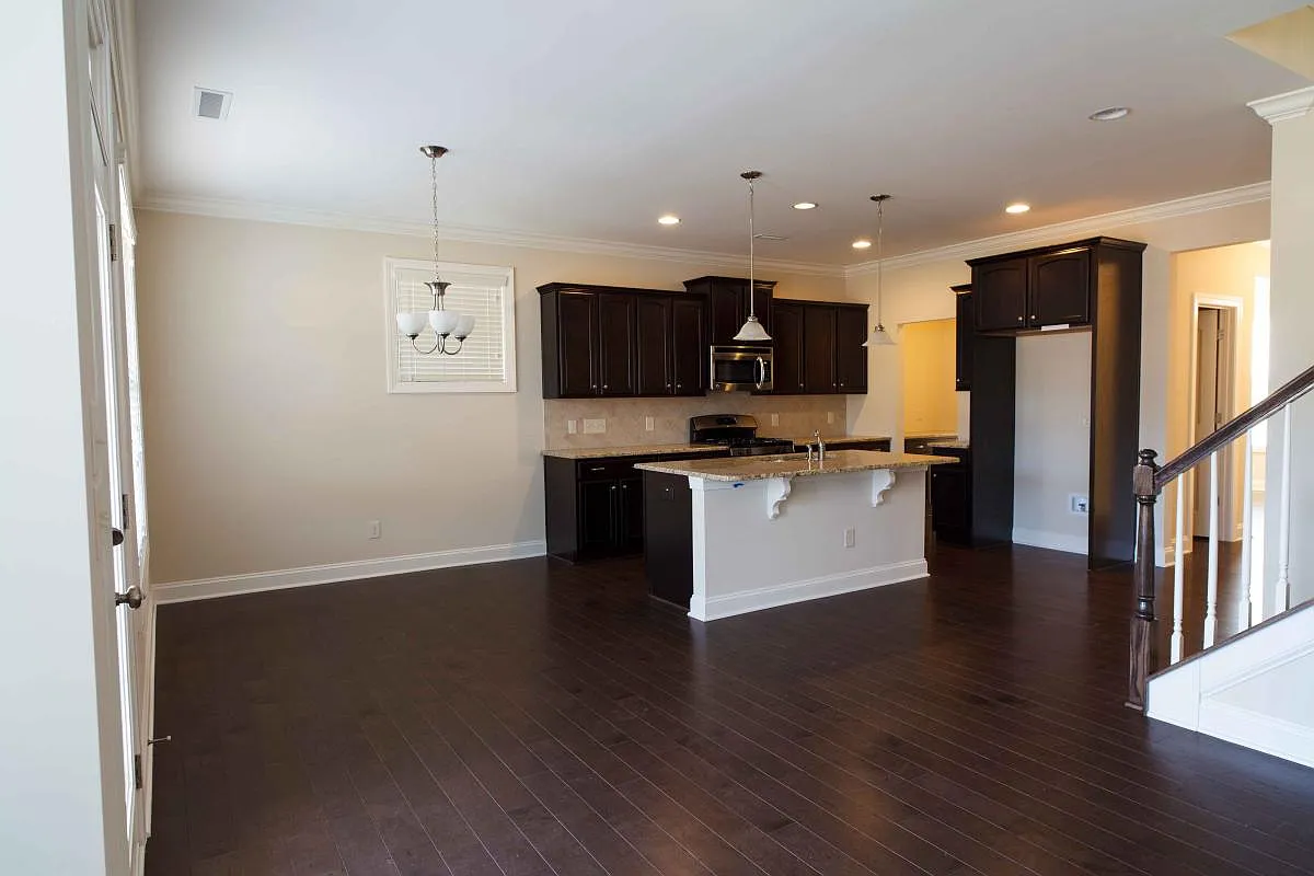 Building Photo - 2319 Pindos Dr