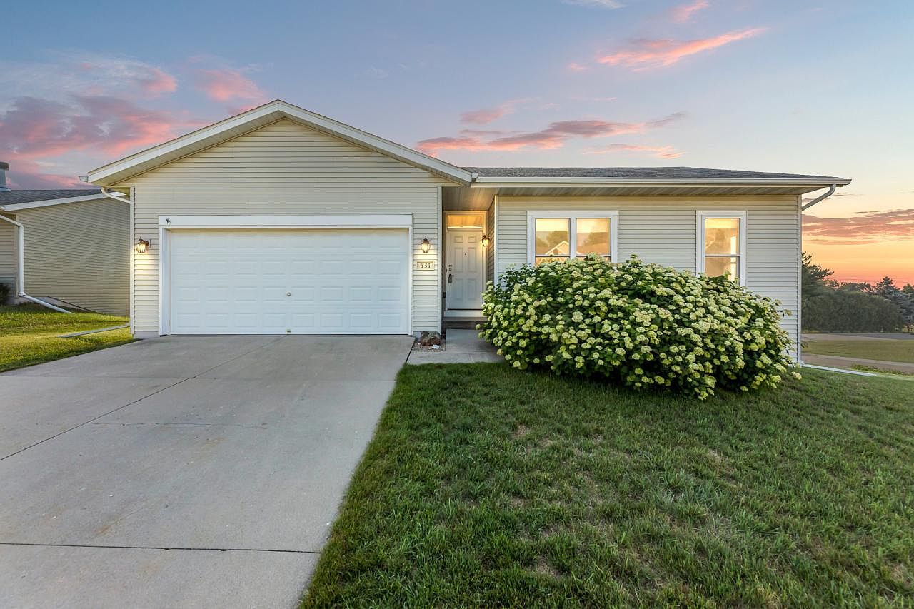 531 Brookstone WAY Watertown WI 53094 Zillow