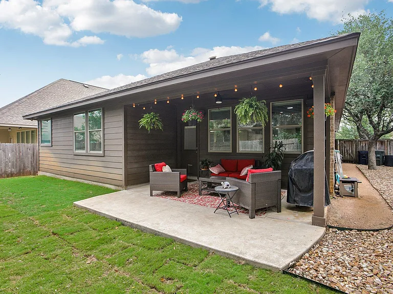 2228 Hilltop Climb Dr — Photo 17