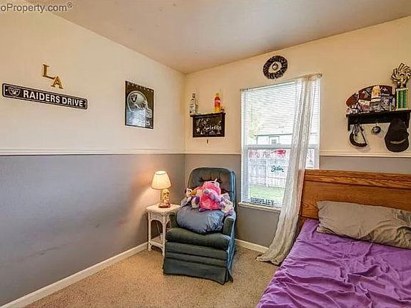 4th image of 3225 Birney Ct