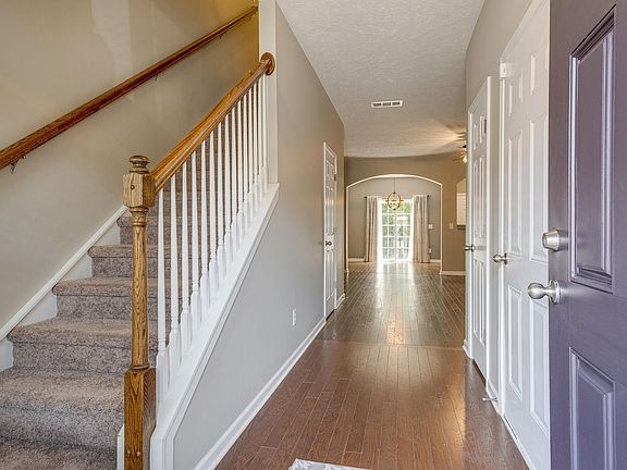 4th image of 1350 Crown Point Pl