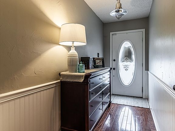 4th image of 206 Briarcliff Dr