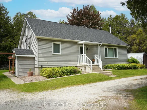 668 Pike Bay Rd, Northern Bruce Peninsula, ON N0H 2T0