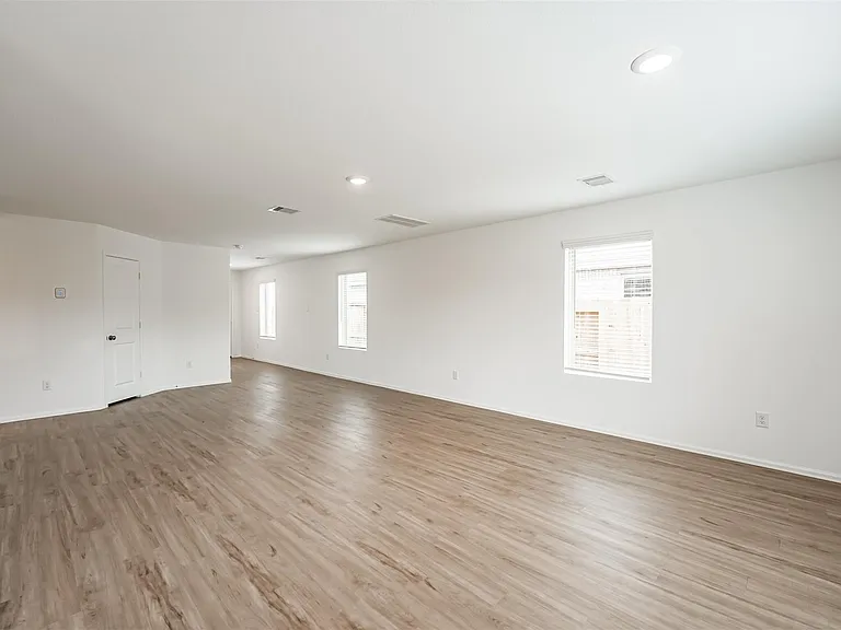 9123 Estes Lakes Dr — Photo 9