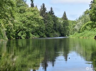1518 Ocean Beach Rd, Hoquiam, WA 98550