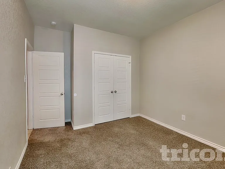 8303 Pioneer Fld — Photo 15