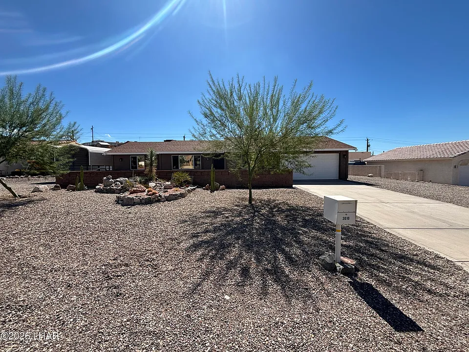 3010 Gatewood Dr