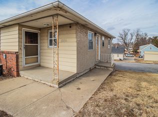 5940 Grover St #5942, Omaha, NE 68106