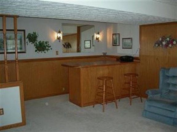2nd image of 601 Laurelwood Dr SE