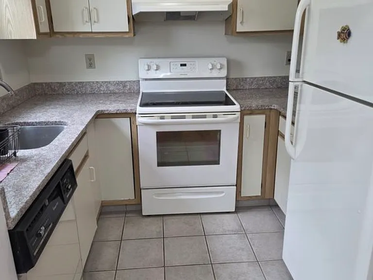 37D Crystal Ln #D — Photo 7