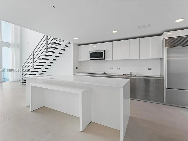 1040 Biscayne Blvd #3802 — Photo 3