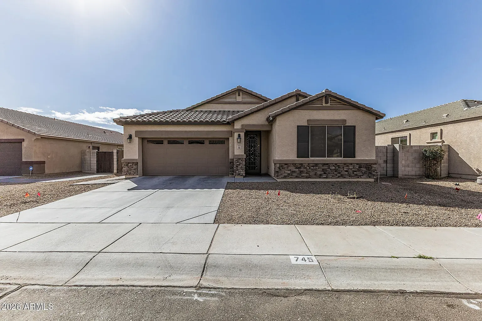 5 bed, 2222 sqft, $2,650 — Photo 1
