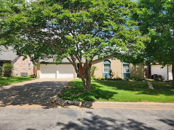 602 Janann St, Euless, TX 76039