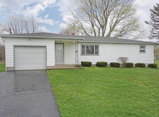 7644 S State Route 123, Blanchester, OH 45107