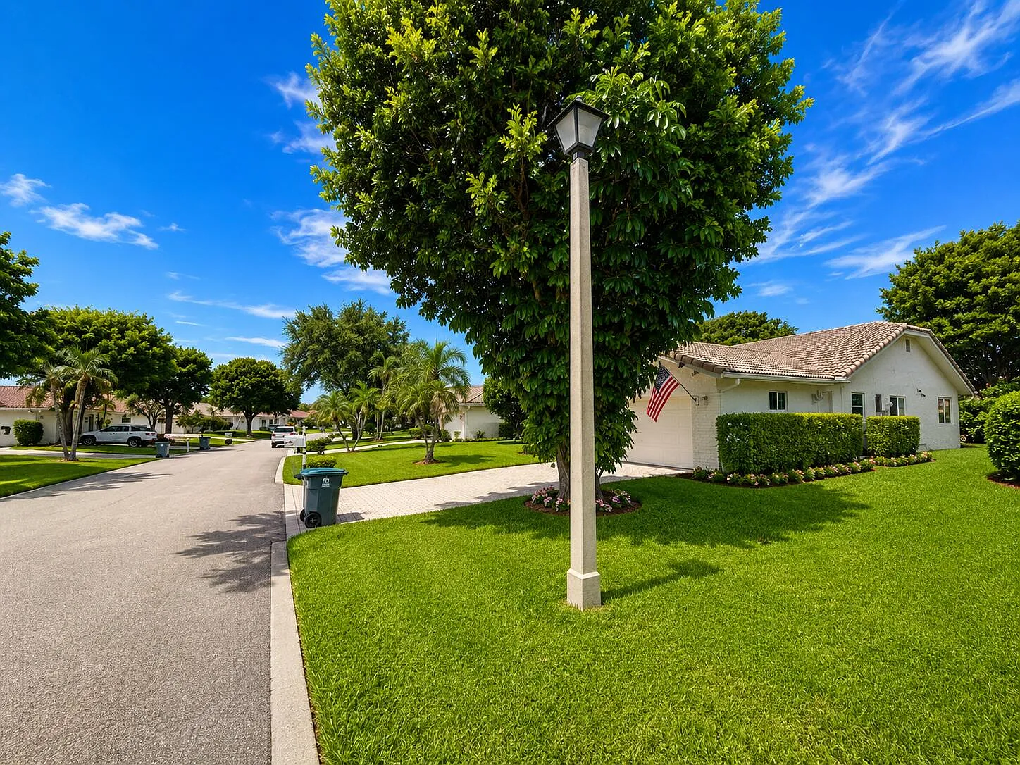 2 bed, 2.0 bath, 1814 sqft, $4,800 — Photo 4