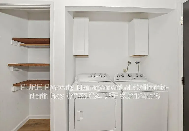 455 Enterprise Dr — Photo 18