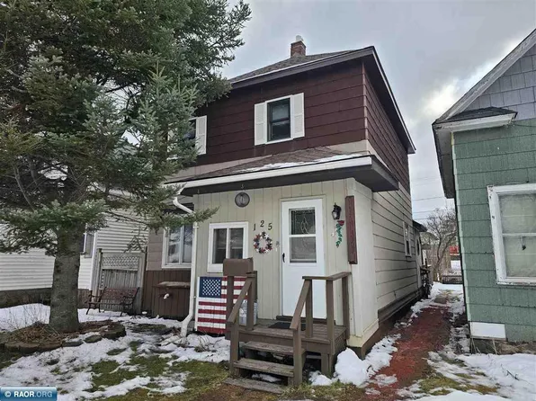 125 2nd St NW, Chisholm, MN 55719