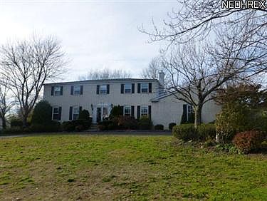 1st image of 32249 Chestnut Ln