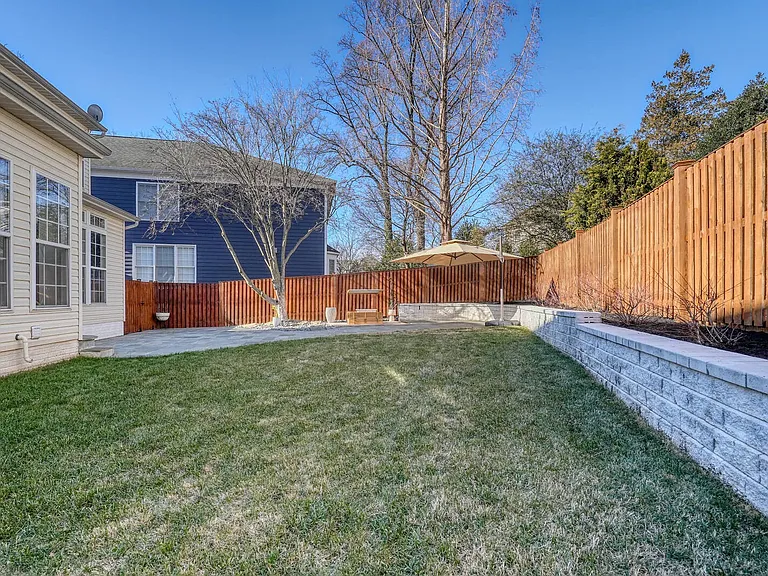 5811 Johnson Ave — Photo 41