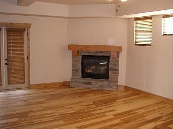 2nd image of 1499 Park Ave #2