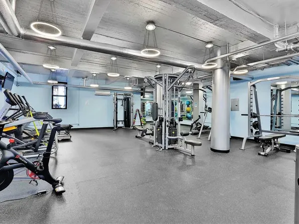 2546 East 13th Street image 22 of 29