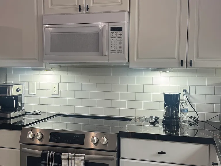 2015 Grand Oak Dr — Photo 3