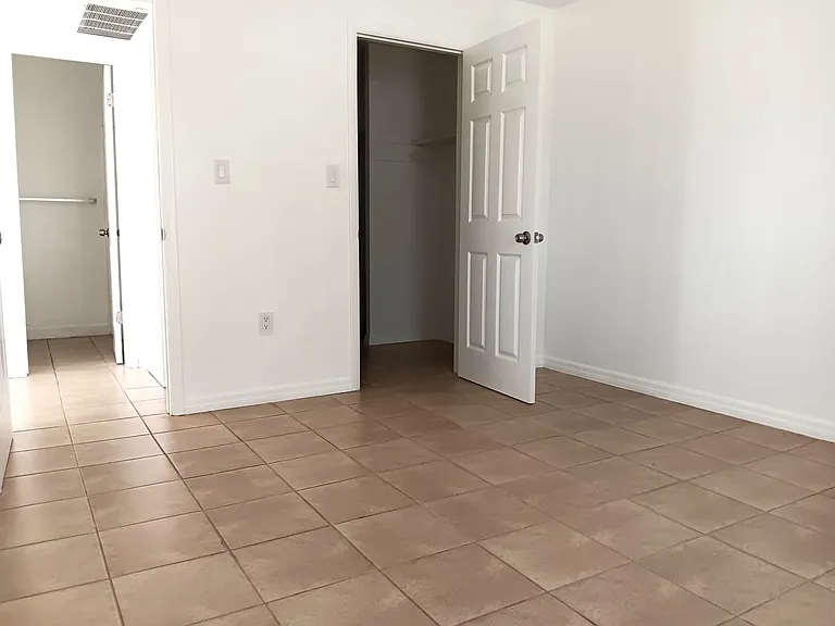 885 Beltrees St #7 — Photo 6