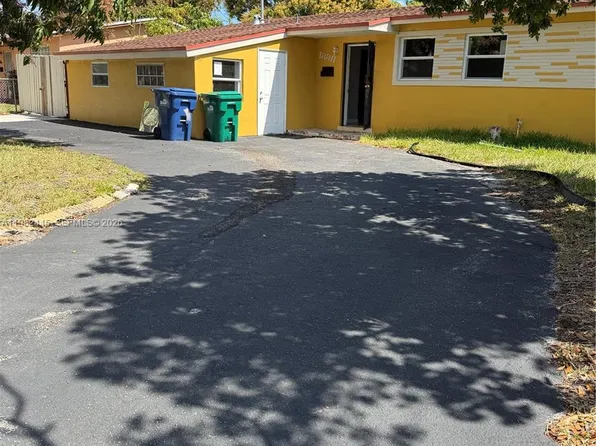 18811 NW 24th Ave, Miami Gardens, FL 33056