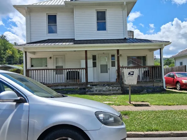 316 Catawba St #2, Erwin, TN 37650