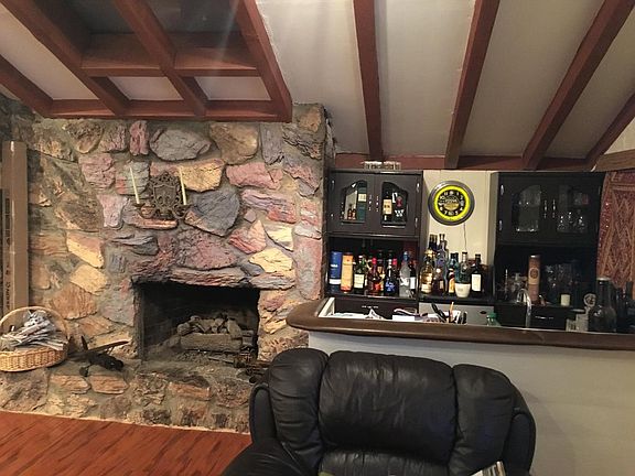 BAR AND FIRE PLACE