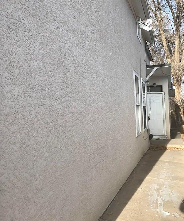 2nd image of 213 Colorado Ave