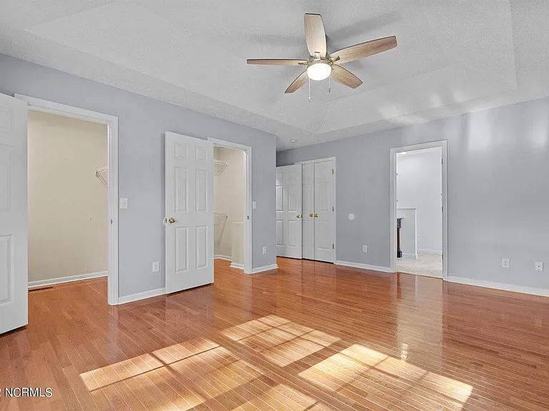120 Crimson Ct — Photo 30