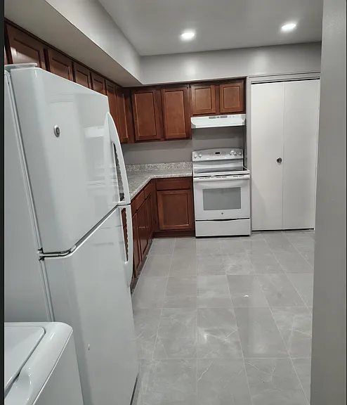 Residences at Pomona Park — Photo 108
