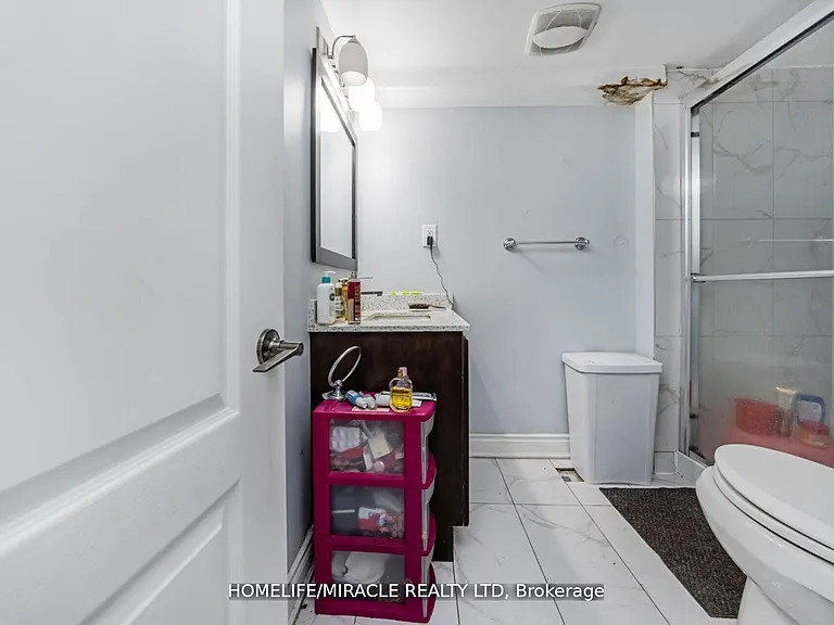10 Kenora St — Photo 43