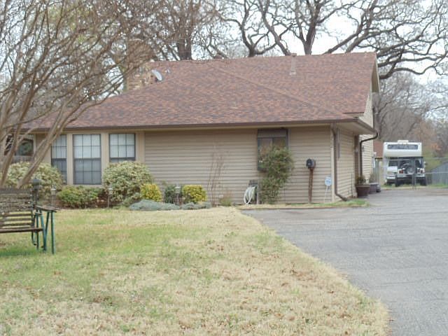 1st image of 722 Van Horn Dr