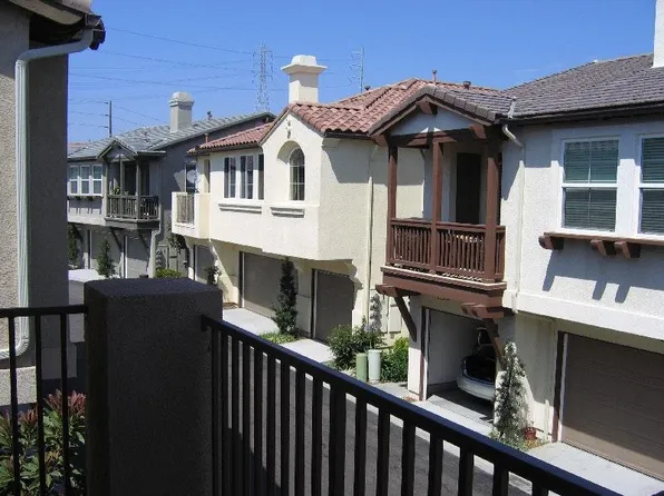 290 Tiburon Dr, Chula Vista, CA 91914