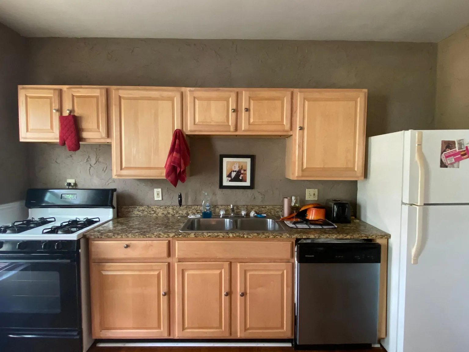 2 bed, 1150 sqft, $1,350 — Photo 4